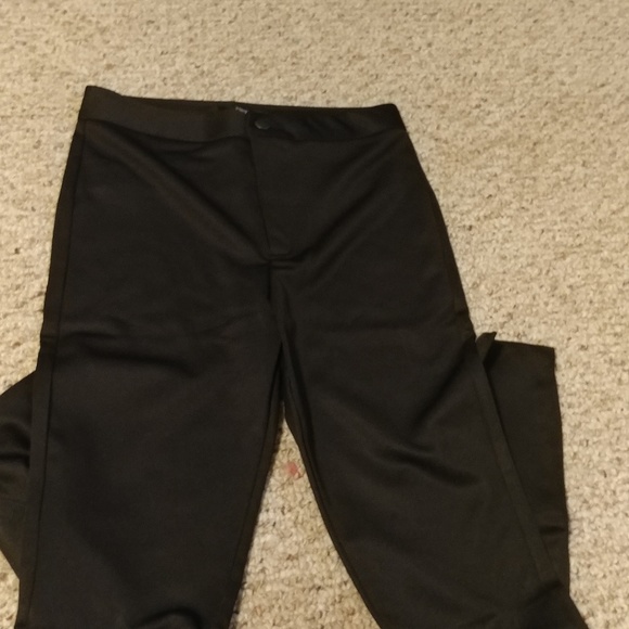 High Waist Black Pants - Picture 2 of 3